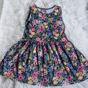 Vibrant Black Floral Girls Dress – Sleeveless & Twirl-Ready 3T 6/7